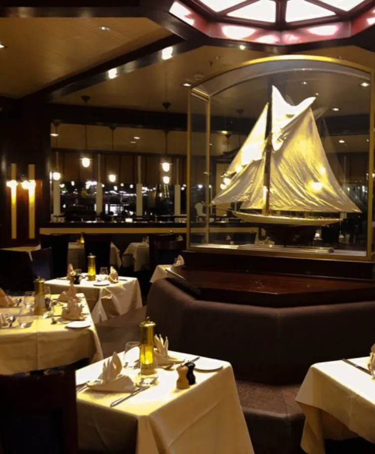 Yacht Club - image 1