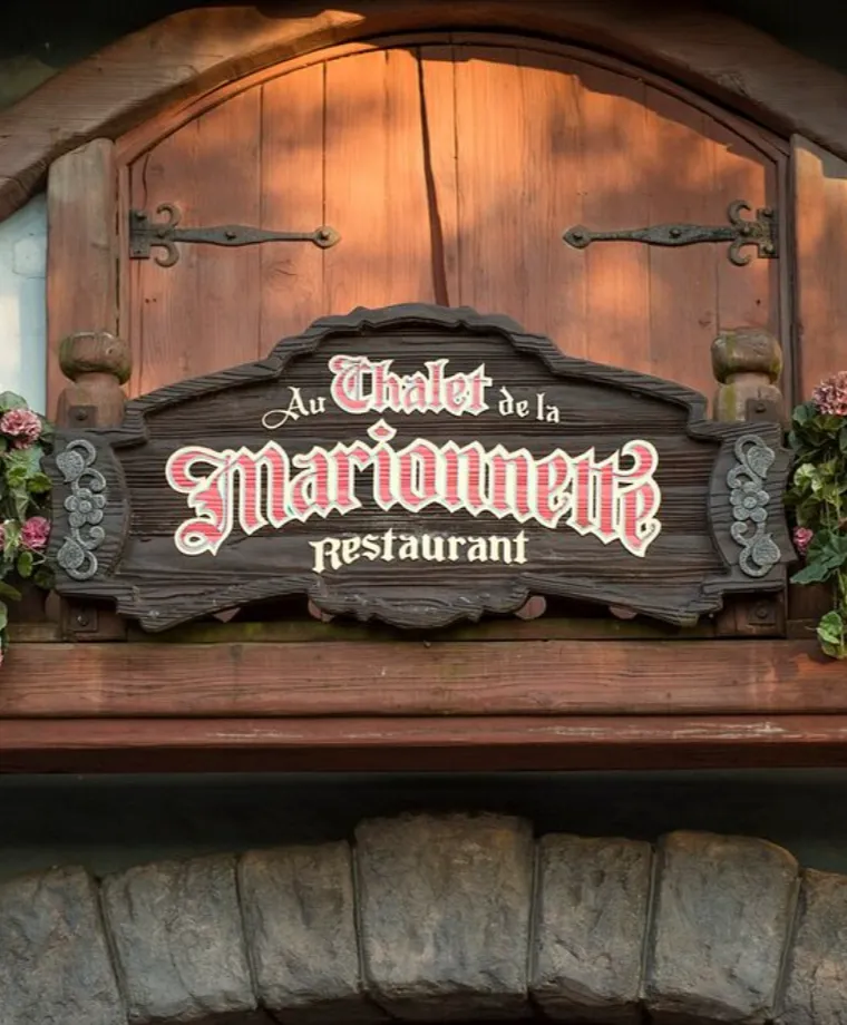Au Chalet de la Marionnette - image 2