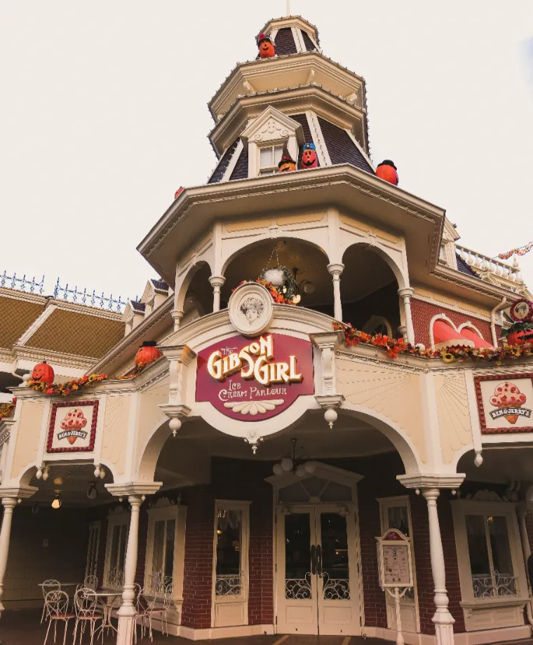 The Gibson Girl Ice Cream Parlour - image 2