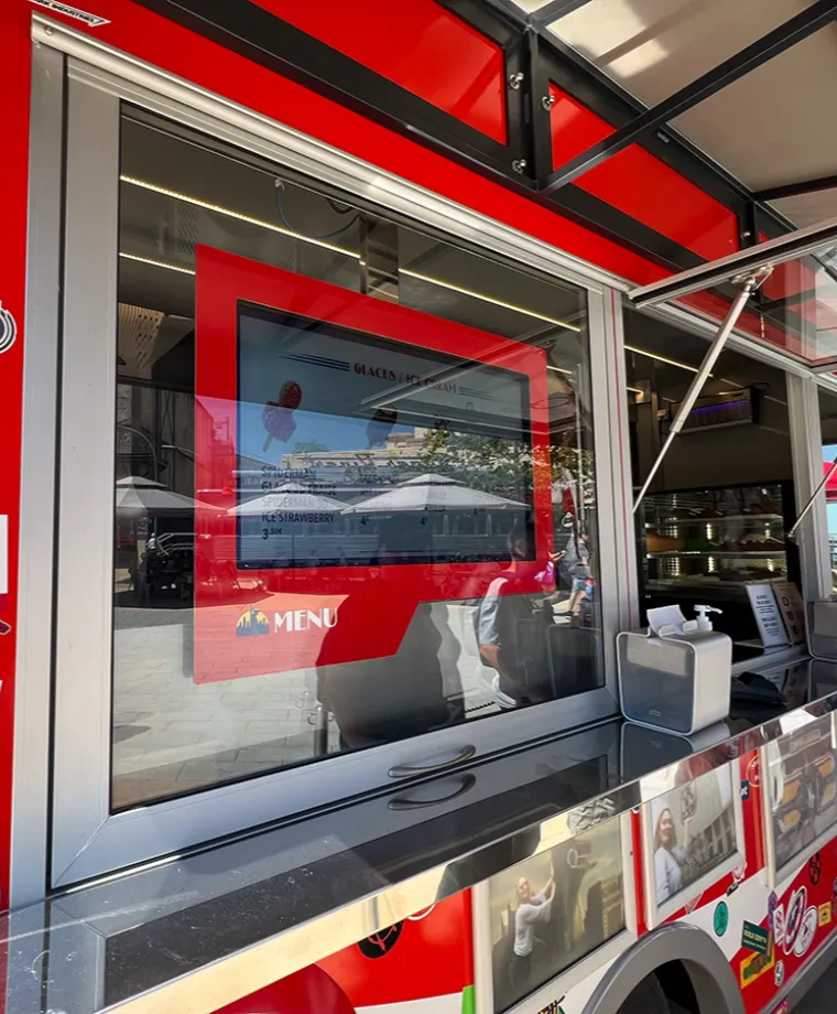 FAN-tastic Food Truck - image 2