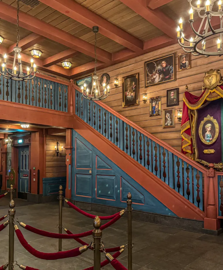 Nordic Crowns Tavern - image 3
