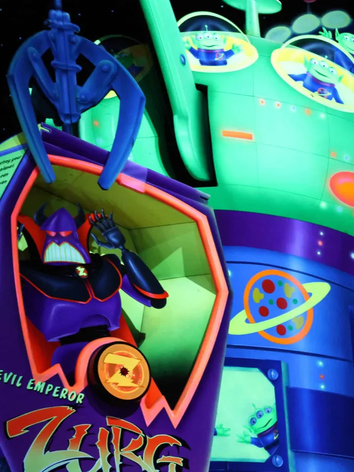 Buzz Lightyear Laser Blast - image 3