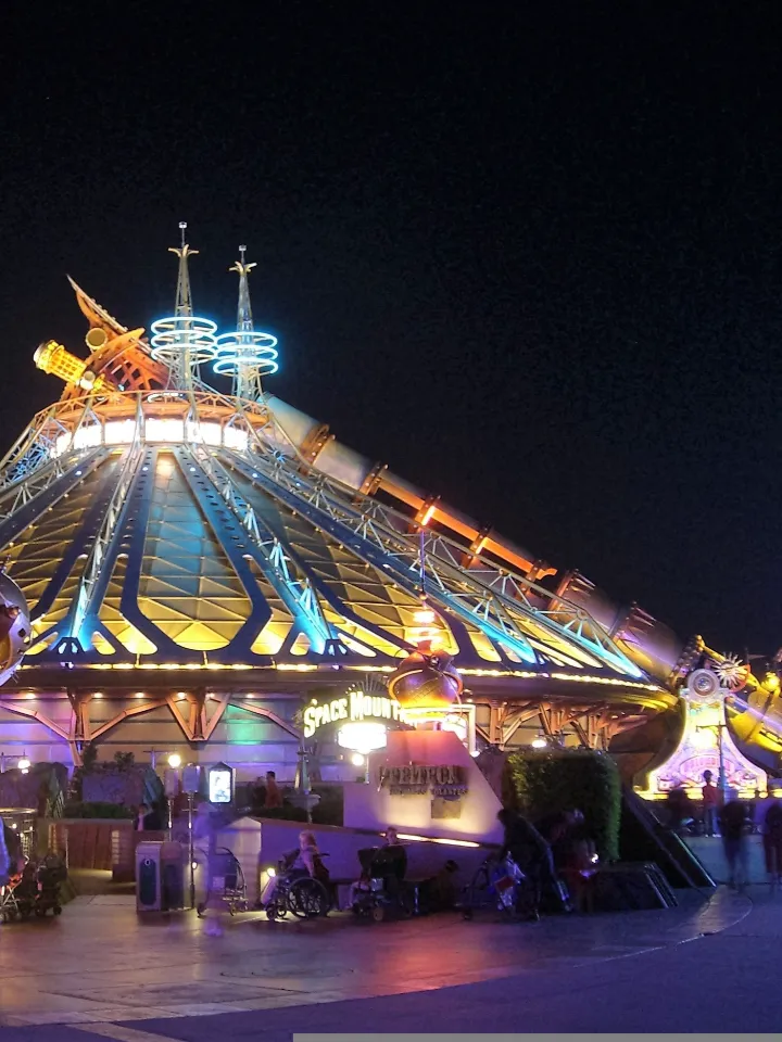 Star Wars Hyperspace Mountain - image 2
