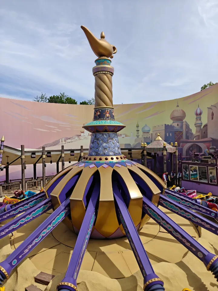 Les Tapis Volants - Flying Carpets Over Agrabah® - image 2