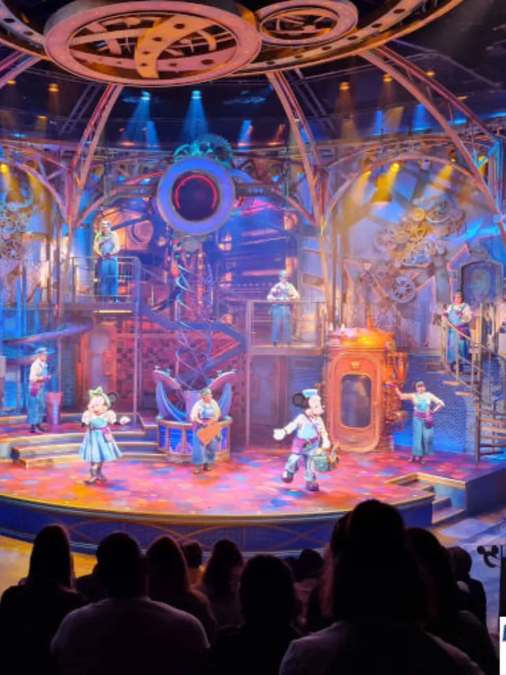 Minnie’s Dream Factory - image 1